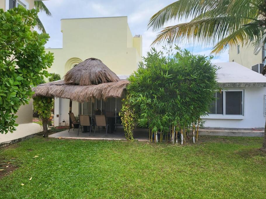 3 Rooms house at side of the Lagoon  Cancún Buitenkant foto